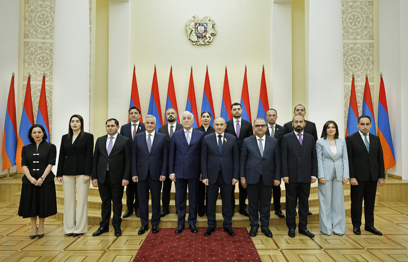 The investiture ceremony for the members of the Armenian Government took place at the Presidential Palace of Armenia.