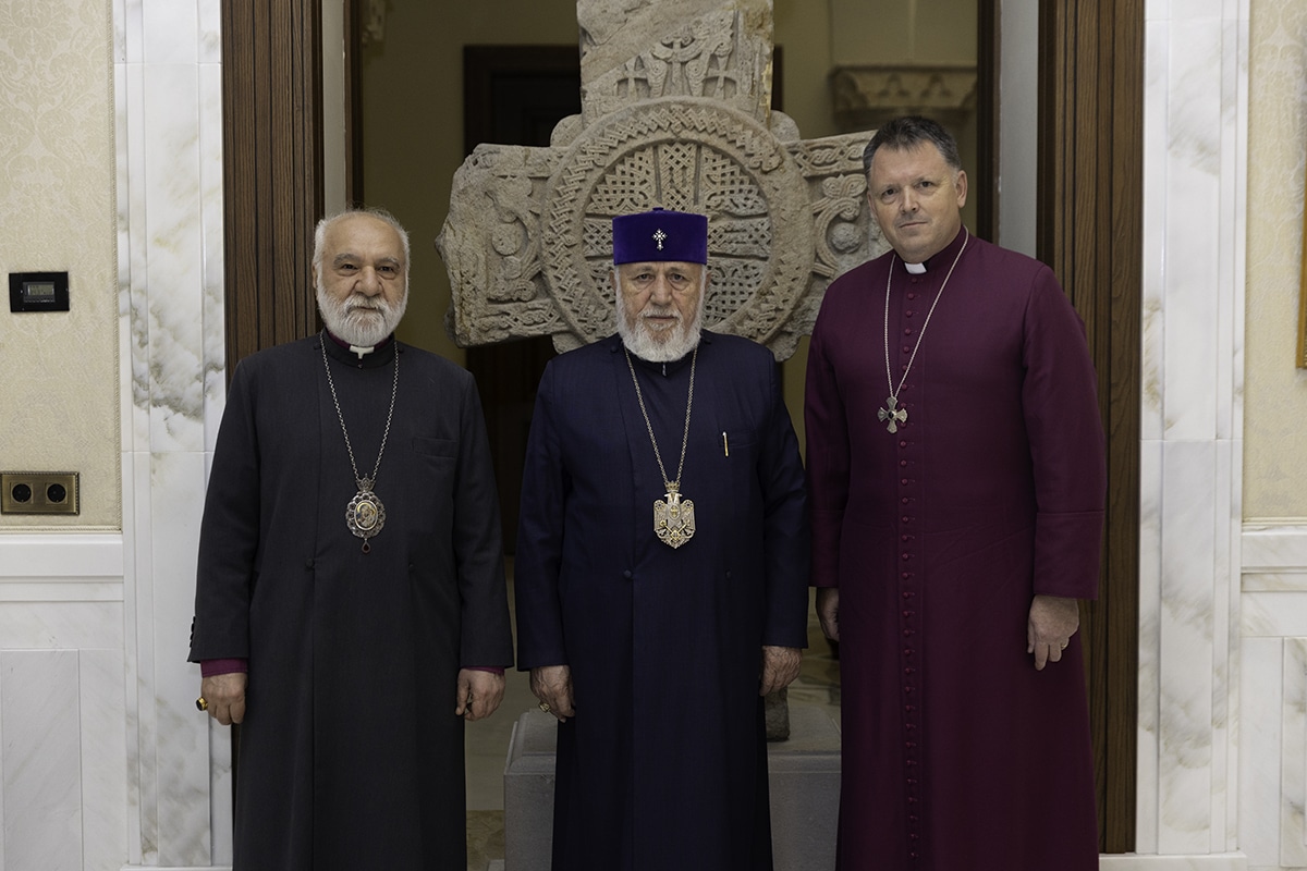 Le Catholicos de tous les Arméniens a reçu l’évêque anglican de Norwich