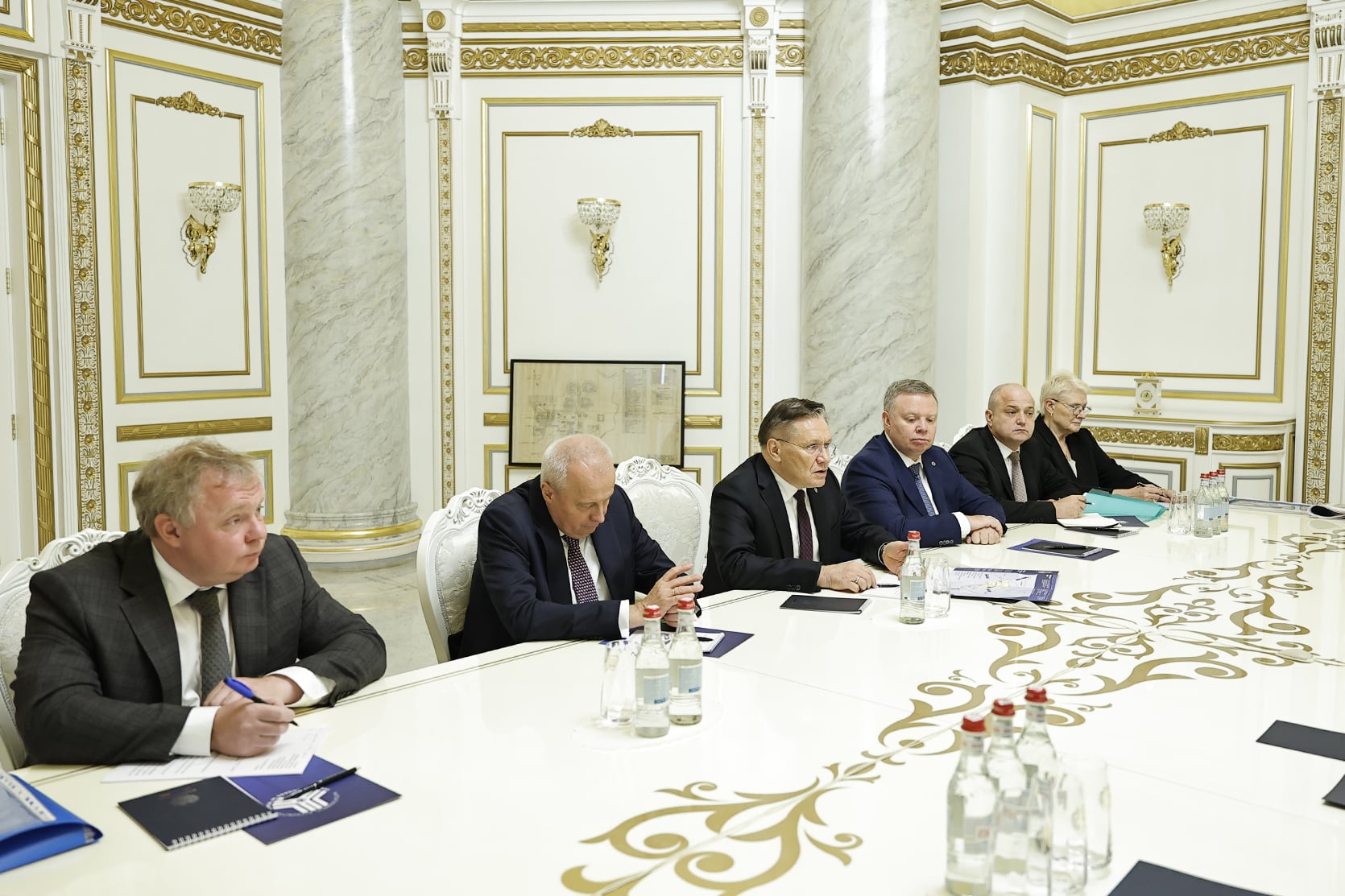 Decryption – What did Nikol Pashinyan pass on to Putin? by Hakob Badalyan