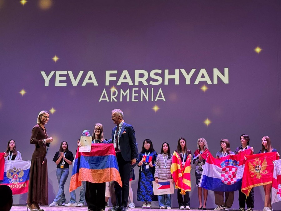 Armenia wins one gold and two bronze medals at the International English Without Borders Olympiad