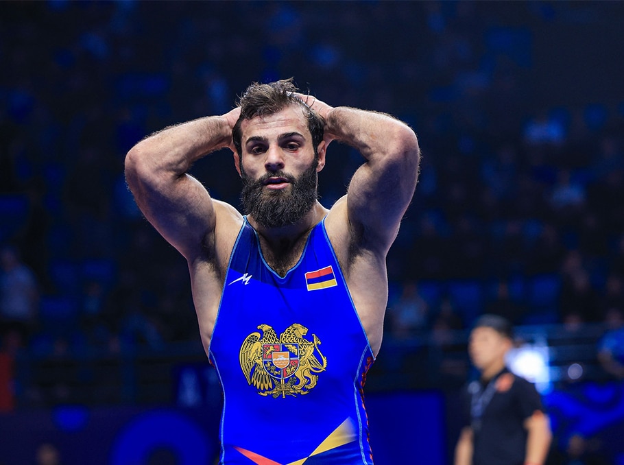 Vazgen Tevanyan (Arménie) est vice-champion du monde de lutte libre à Astana (Kazakhstan)