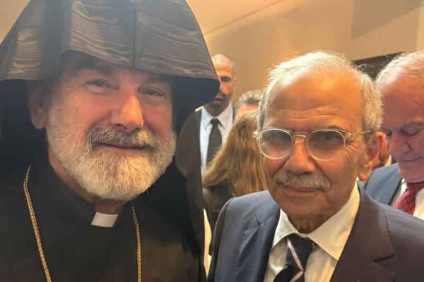 Գաղութէ-Գաղութ