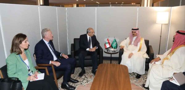 Prime Minister Nawaf Salam Meets with Bin Farhan