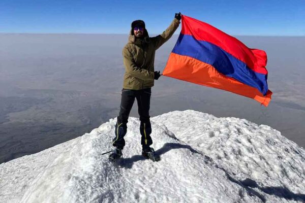 «Երբ Ոտքդ Դնես Արարատի Գագաթին, Արդէն Հասած Կ՛Ըլլաս Իտէալին, Ճշմարտութեան Եւ Կատարեալին» ՍԱԳՕ ԵԱԳՈՒՊԵԱՆ