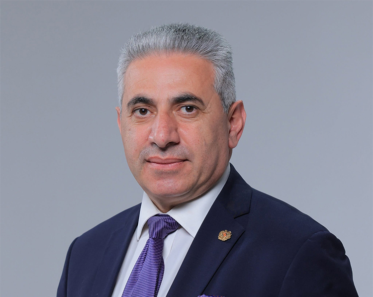 Prosecutor seeks 2.5-year prison term for Edgar Ghazaryan