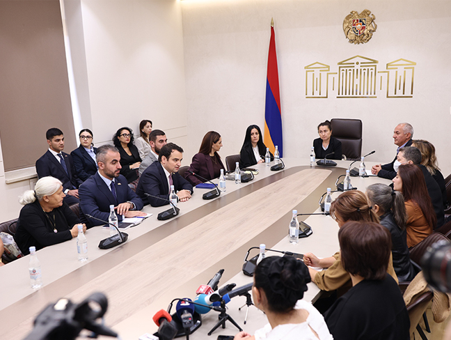 Narek Karapetyan to the relatives of the deceased and missing: How can we help you?