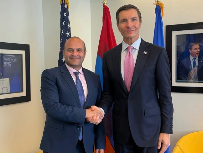 ՀՀ դեսպանն ԱՄՆ Արտահանման-ներմուծման բանկի ղեկավարի հետ քննարկել է գործարար կապերի զարգացումը