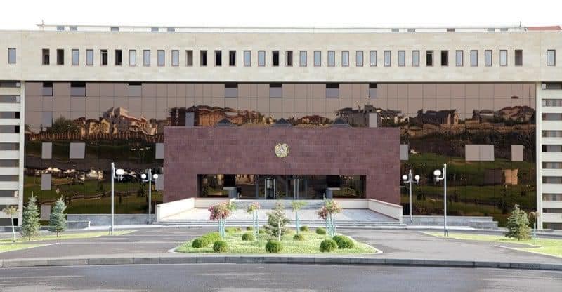 Նախնական տվյալներով՝ զինծառայողը վնասվածք է ստացել զենքի օգտագործման կանոնների խախտման հետևանքով. ՊՆ