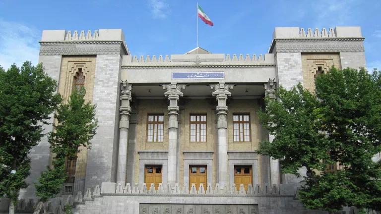 Իրանի ԱԳՆ-ն հայտարարել է, որ ԱՄՆ-ի հետ բանակցությունները շարունակվում են միջնորդների միջոցով