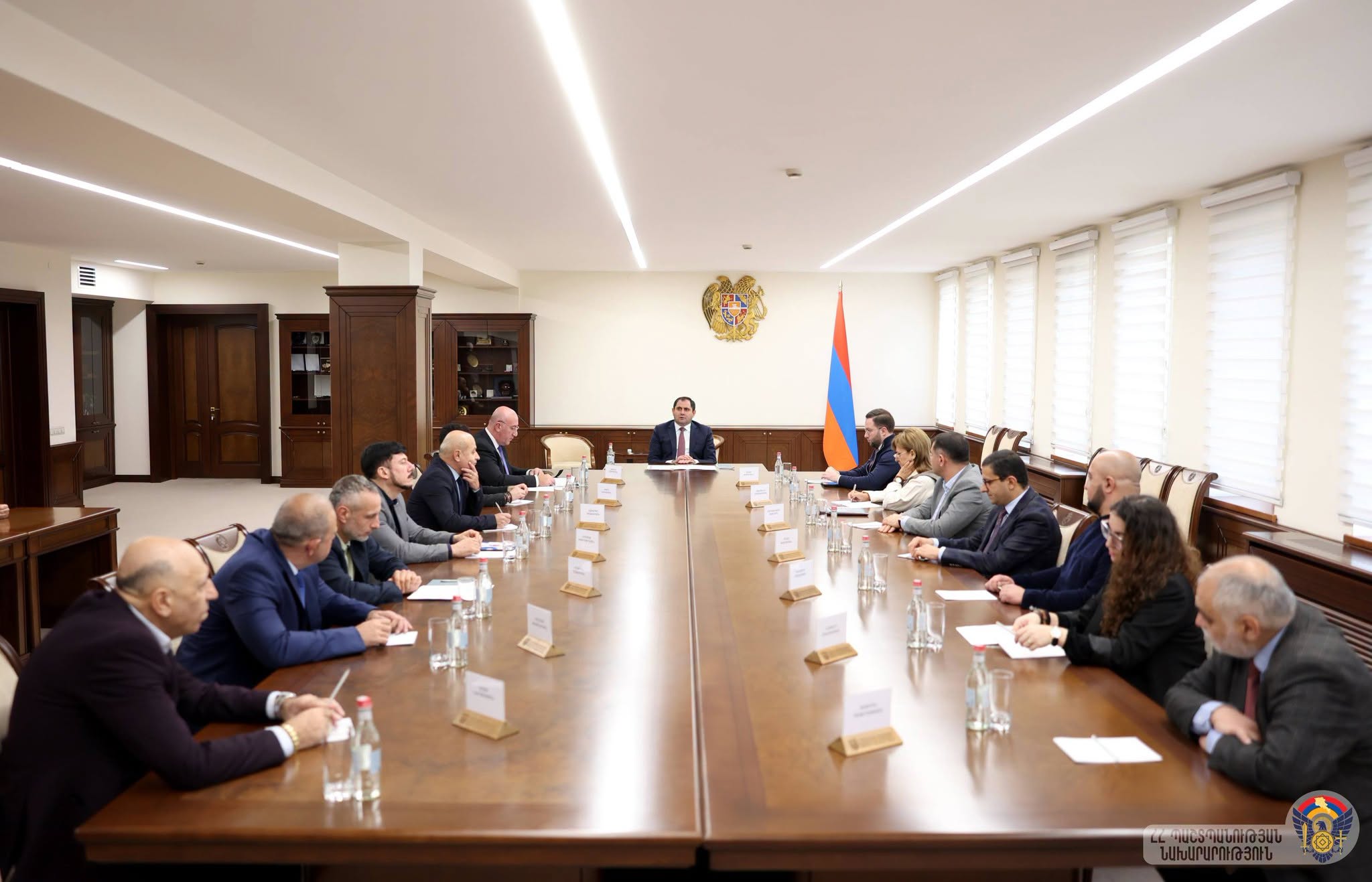 ՊՆ վարչական համալիրում տեղի է ունեցել պաշտպանության նախարարին կից հասարակական խորհրդի հերթական նիստը