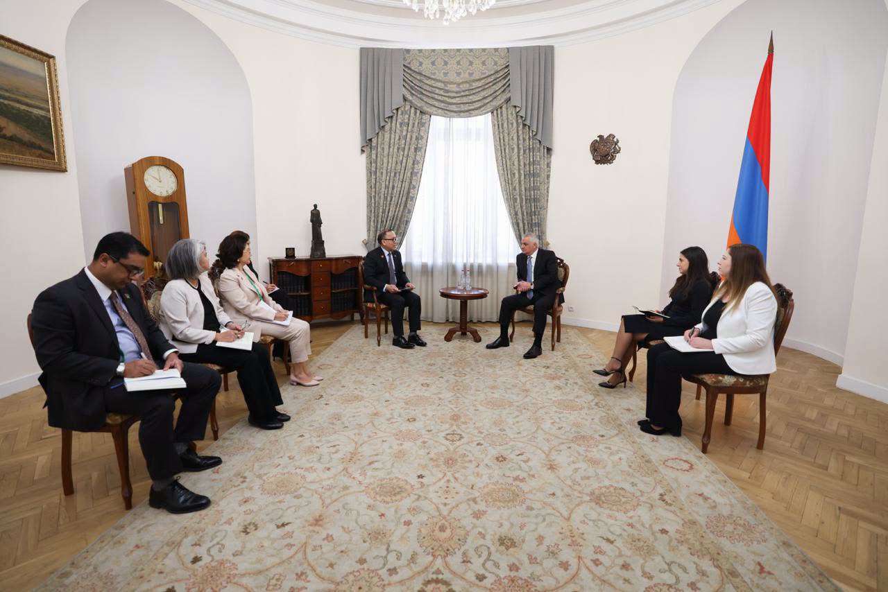 Մհեր Գրիգորյանն ընդունել է Ասիական զարգացման բանկի փոխնախագահի գլխավորած պատվիրակությանը
