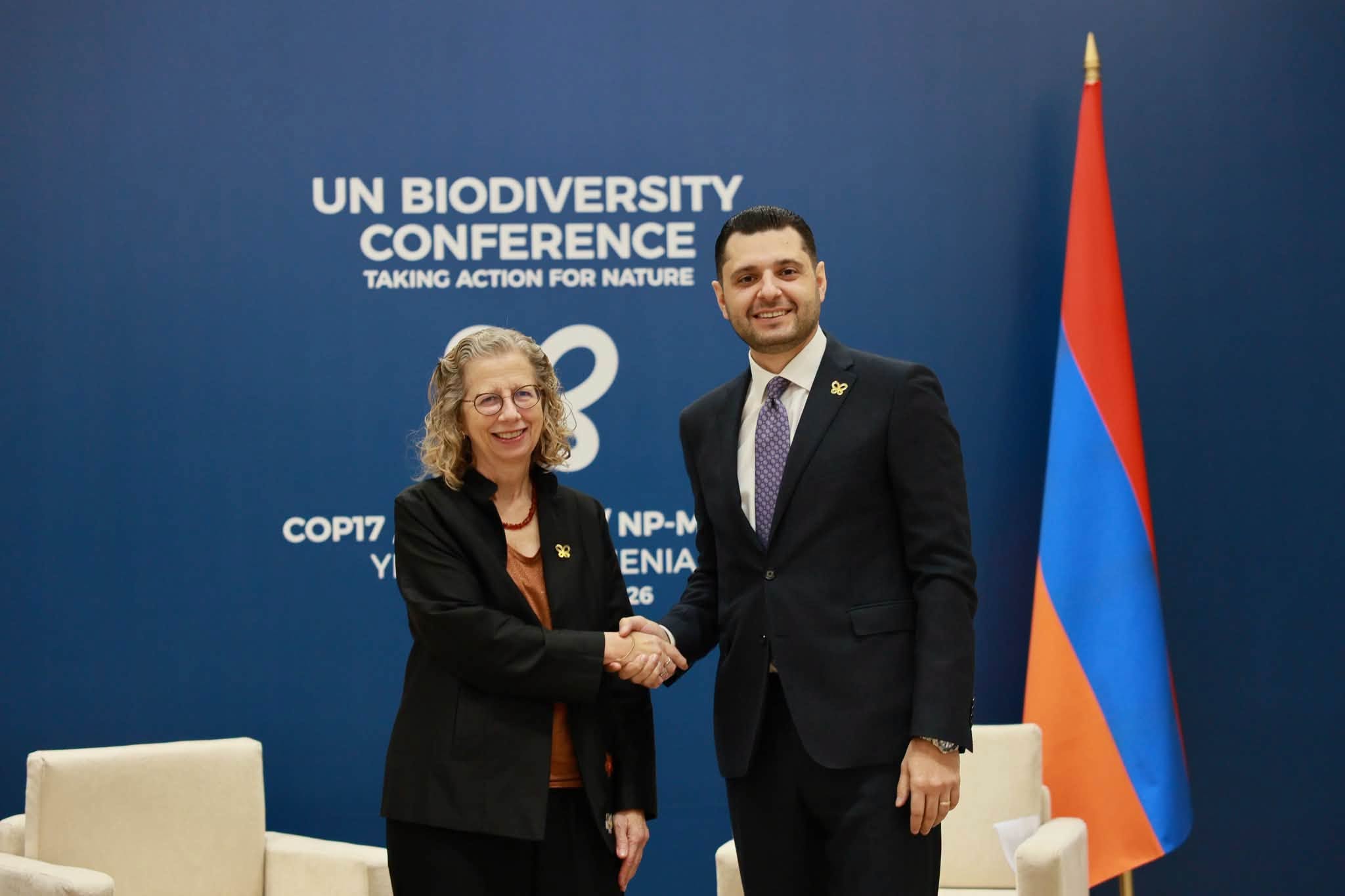 Համբարձում Մաթևոսյանն ու UNEP-ի ղեկավարը քննարկել են COP17-ի օրակարգն ու կենսաբազմազանության պահպանության հարցերը