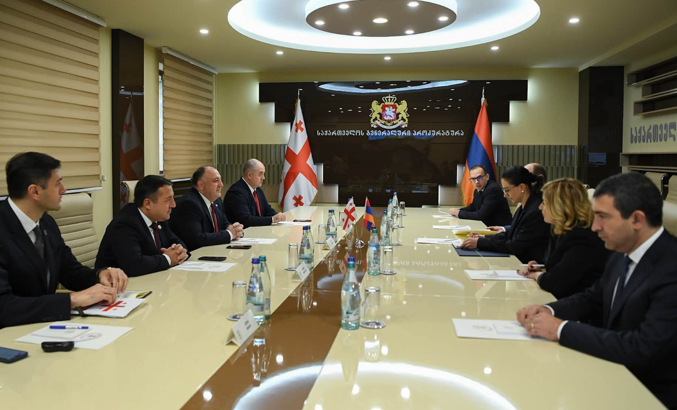 ՀՀ գլխավոր դատախազը Թբիլիսիում հանդիպել է Վրաստանի գլխավոր դատախազի հետ