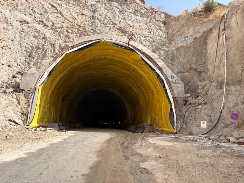 Ընթացքի մեջ են Քաջարան-Ագարակ և Մեղրին շրջանցող թունելների շինաշխատանքները