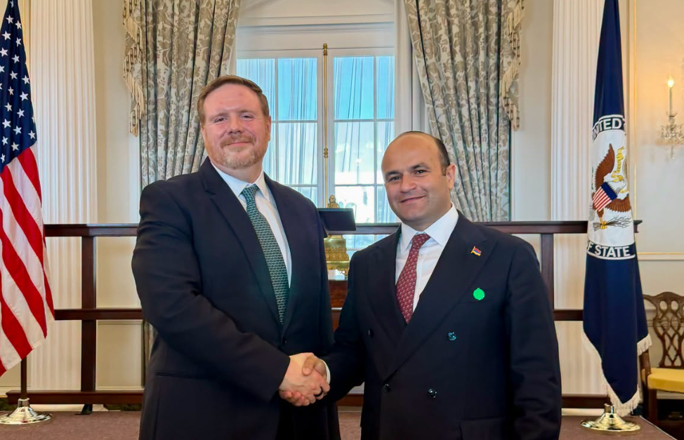 Դեսպան Նարեկ Մկրտչյանը մասնակցել է Ադամ Քասադիի երդմնակալության արարողությանը