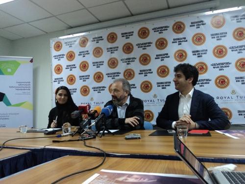 Famous violinist Dmitry Sitkovetsky will have his first concert in Armenia
