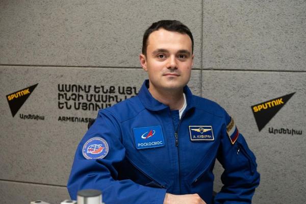 Армянский след на орбите: Арутюн Кивирян отправится в космос на корабле Crew Dragon
