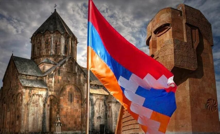 "Избавиться от этих властей": Представители Арцаха обвинили Ереван в антиармянской политике