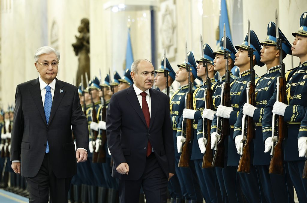 "Малиновые позорища", или Токаев vs Пашинян