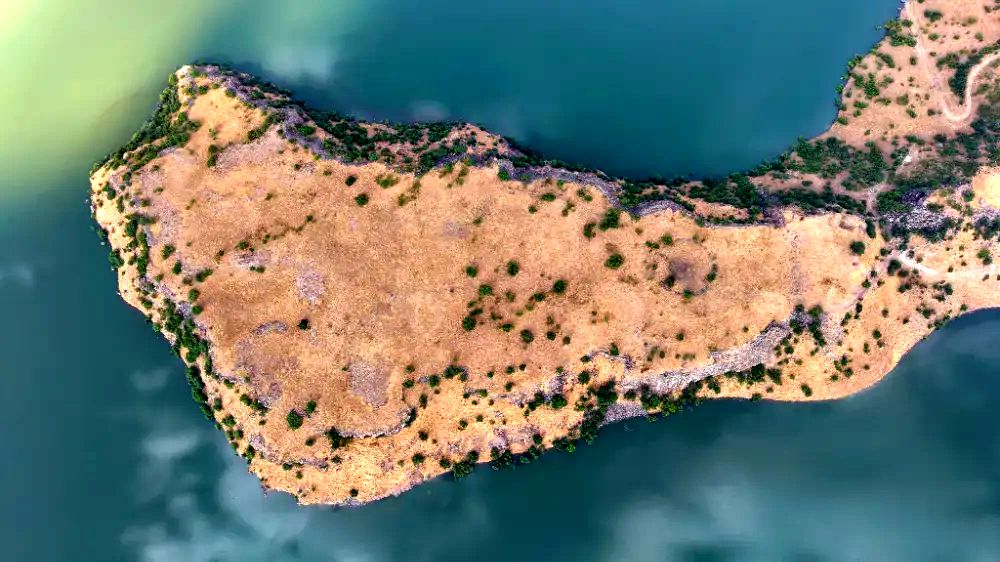 The Lost Capital of the King of Arame: A Giant Fortress Discovered Near Mush in Western Armenia