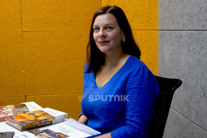 Елена Шуваева об "араратском мышлении", спасении творческого наследия Арцаха и литературе без границ